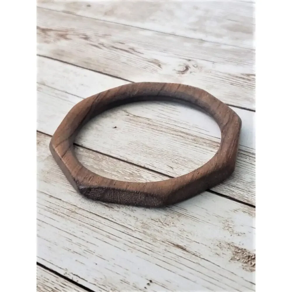 Vintage bracelet bangle